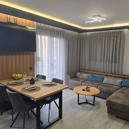 Luxury City Centre Appartment Iva Sliwen Zewnętrze zdjęcie